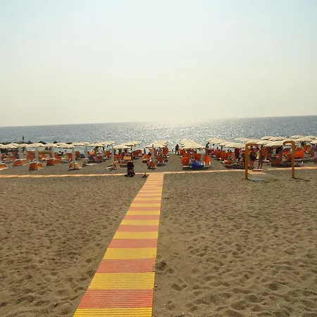 Miramare 3* Чиро-Марина